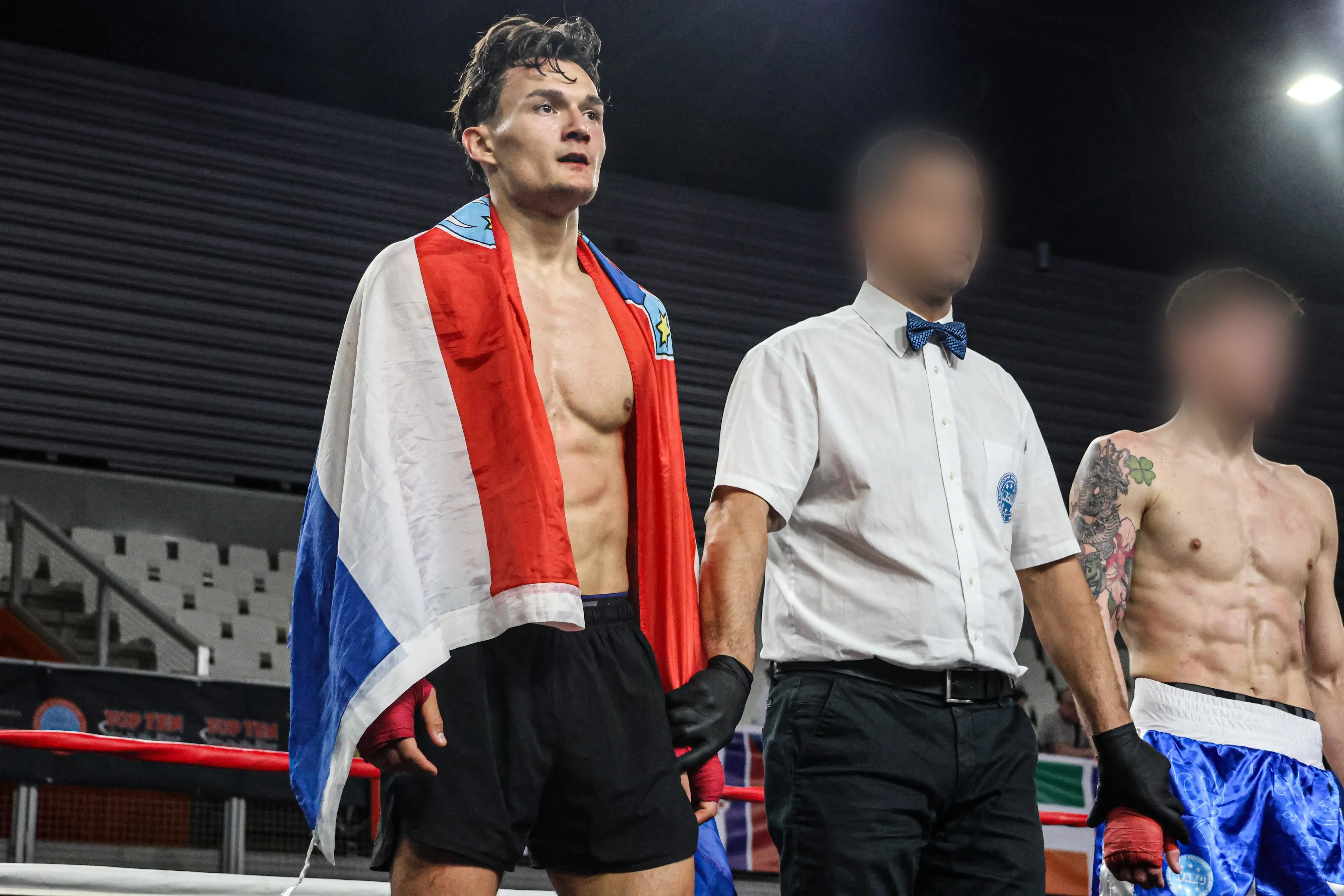 Anto with the Croatian flag after a fight