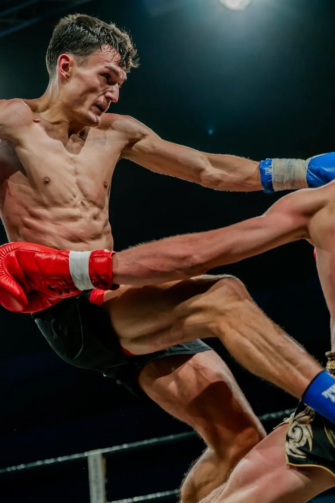 Anto throwing a flying knee in the European championship fight